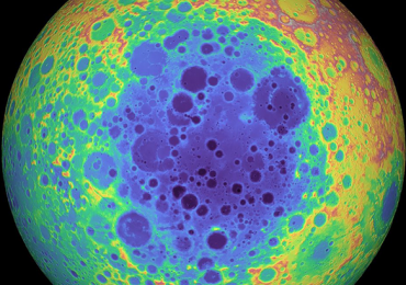 Luna masa metálica Cara oculta de la Luna