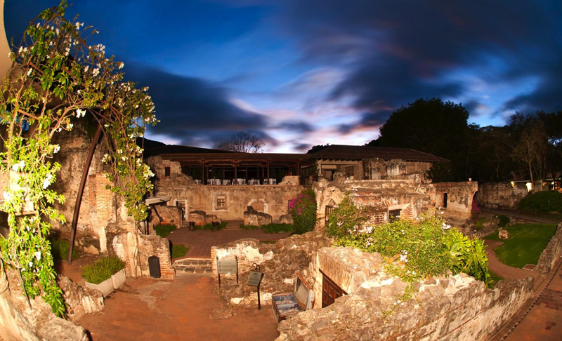 Casa Santo Domingo Antigua Guatemala