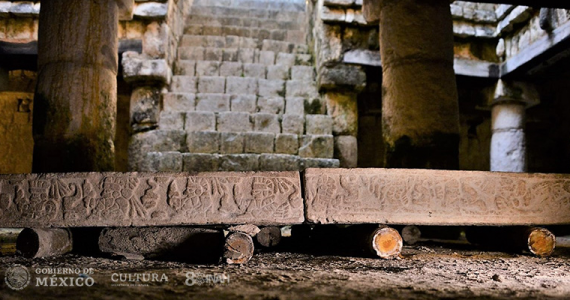 Mesa de piedra Chichén Itzá Maya