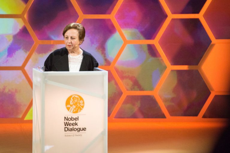 Tres Mujeres Nobel Explican Cuál Es El Papel De Las Mujeres En Los Procesos De Construcción De