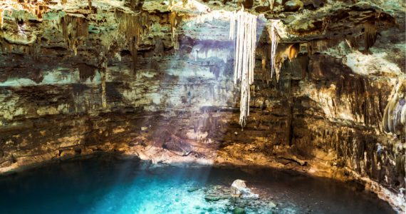Cenotes: La entrada al inframundo Maya