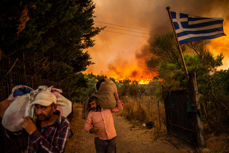 La Grecia incendia