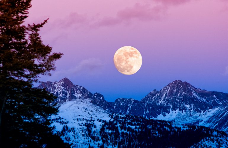 Luna de hielo: Cómo ver la última Luna llena de 2021 y la más larga del año
