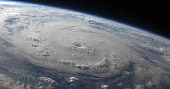 huracanes crisis climática