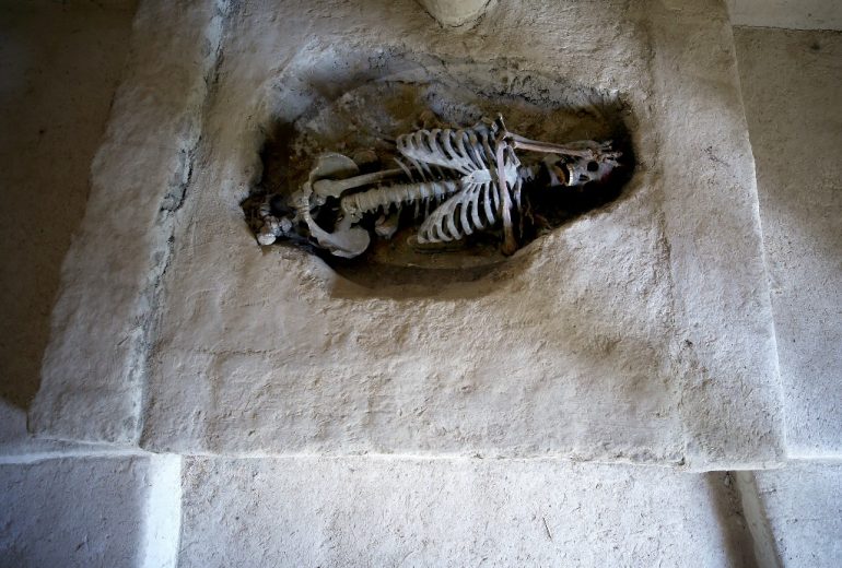 huesos pintados Neolítico