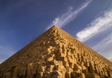 gran pirámide de guiza será analizada con rayos cósmicos